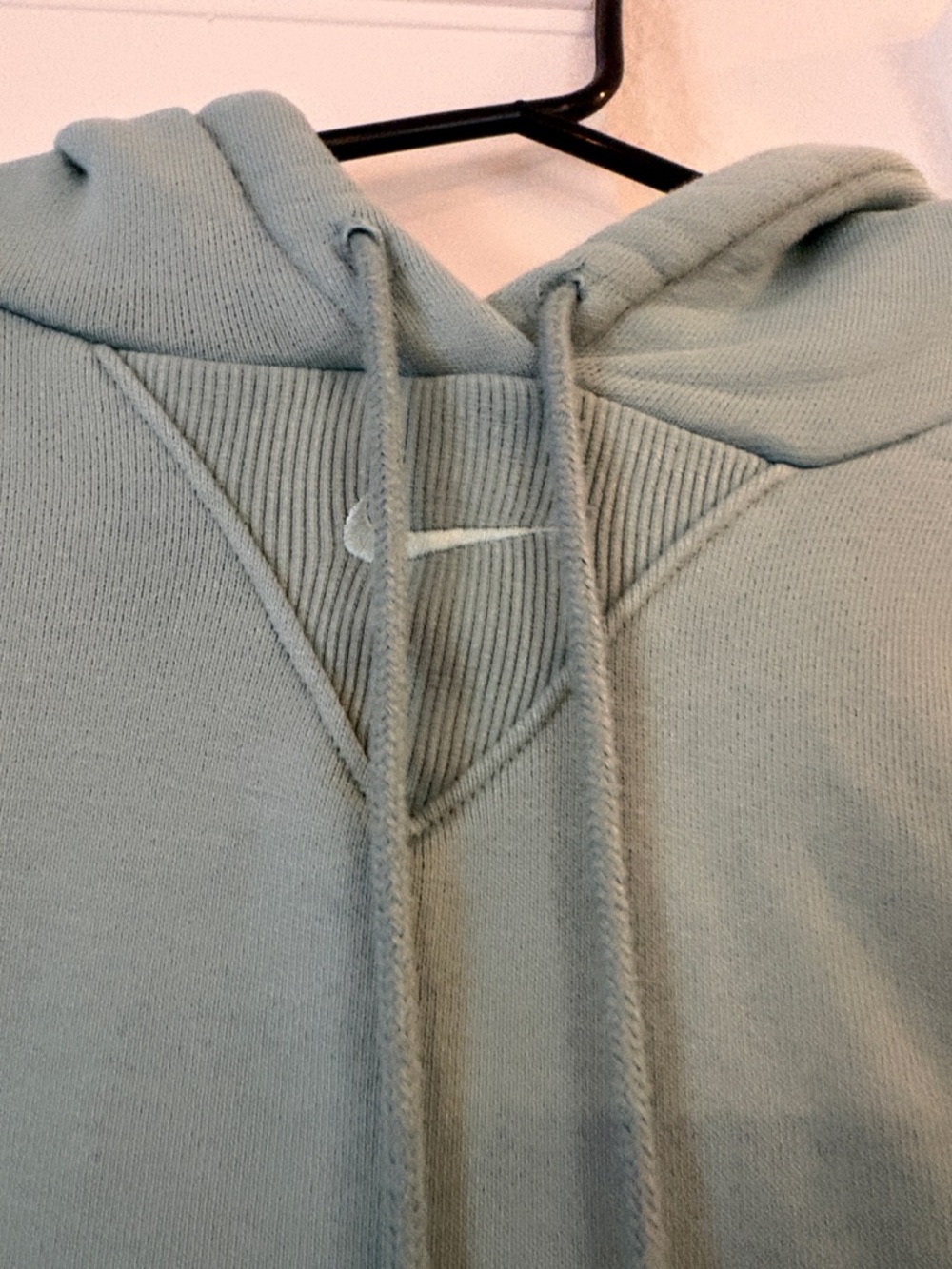 Nike Women's Light teal Cropped Pullover Hoodie - Picture 3 of 6